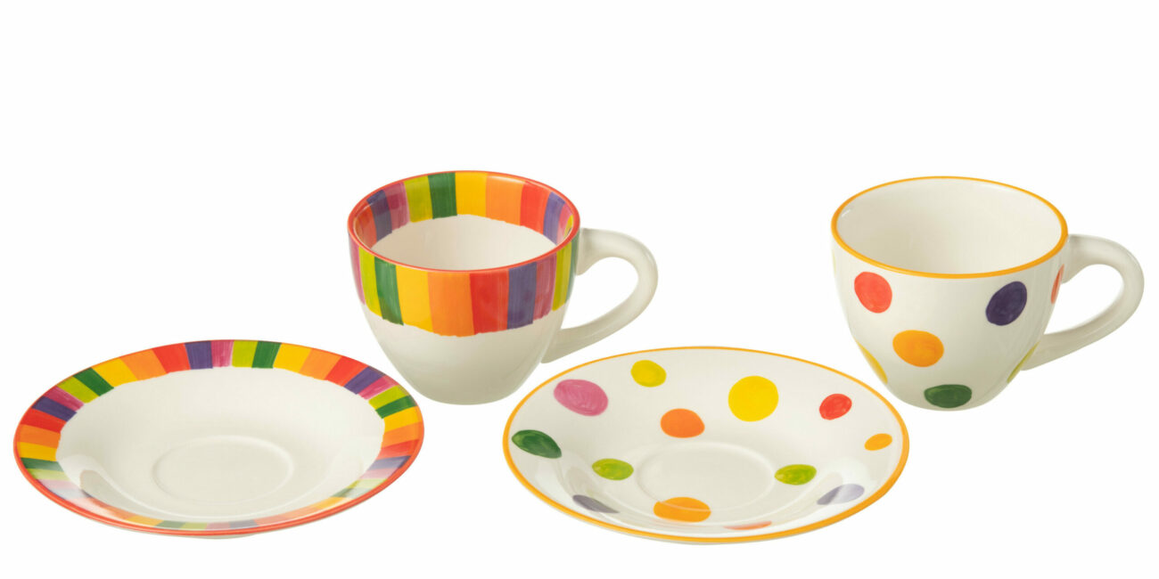 Zestaw porcelanowy 3 filiżanek z talerzykami, w kolorowe wzory pasków i kropek, w ozdobnym pudełku.